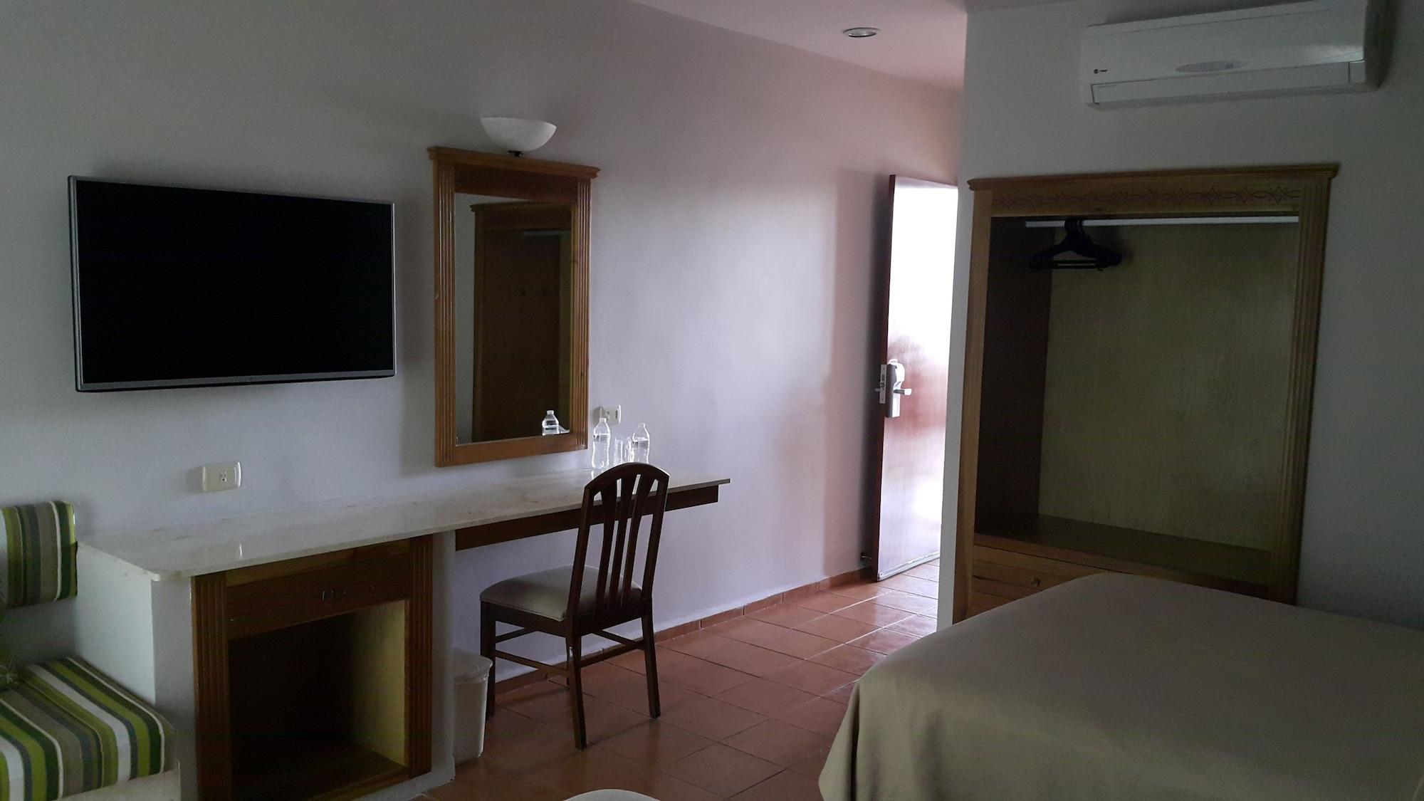 Tecnohotel Merida Norte Exterior foto